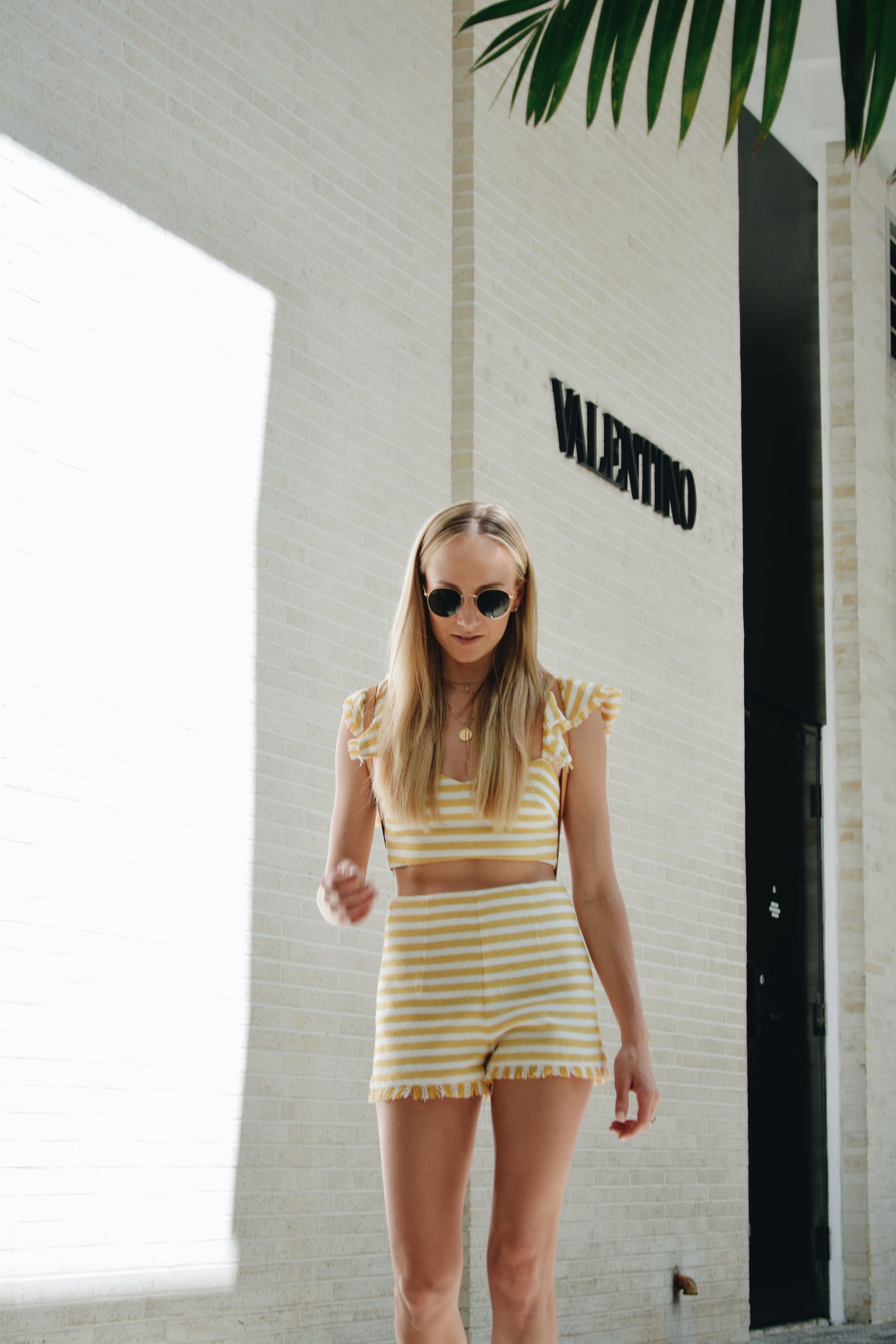 nastia_liukin_yellow_dress_summer_spring_outfit_ideas
